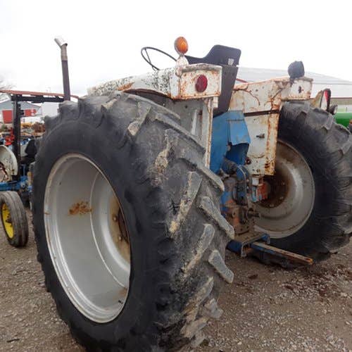 Used Ford 7000 Tractor parts.