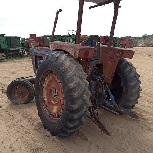 Used Ford 7000 Tractor parts.