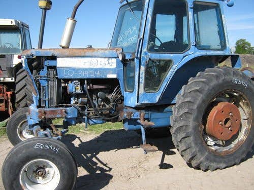 Used Ford 7700 Tractor parts.