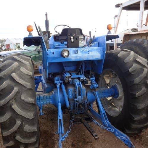 Used Ford 7700 Tractor parts.