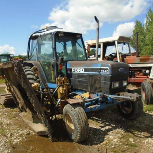 Used Ford 7840 Tractor parts.