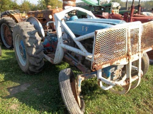 Used Ford 800 Tractor parts.