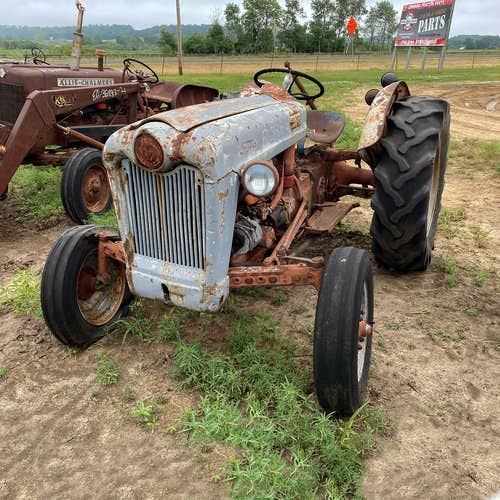 Used Ford 800 Tractor parts.