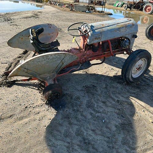 Used Ford 800 Tractor parts.