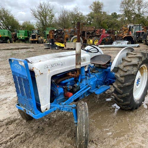 Used Ford 860 Tractor parts.