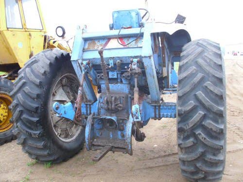 Used Ford 8600 Tractor parts.