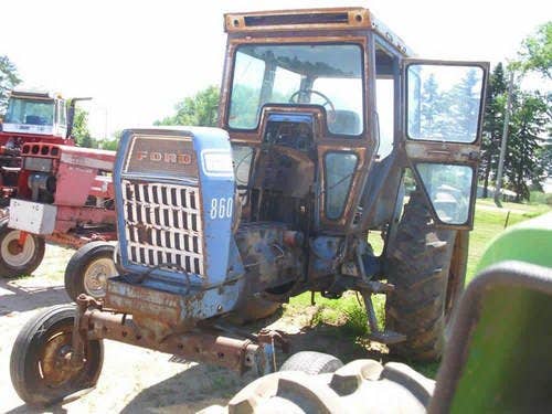 Used Ford 8600 Tractor parts.