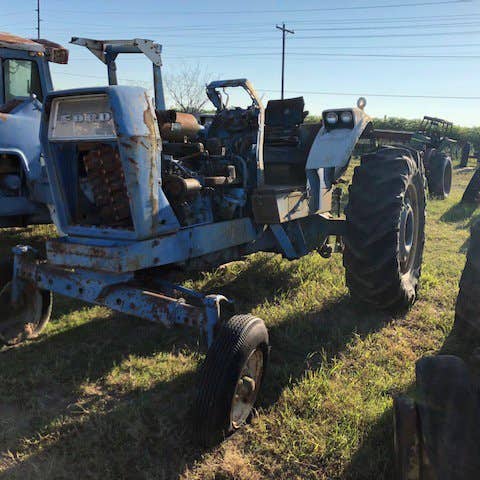 Used Ford 8600 Tractor parts.