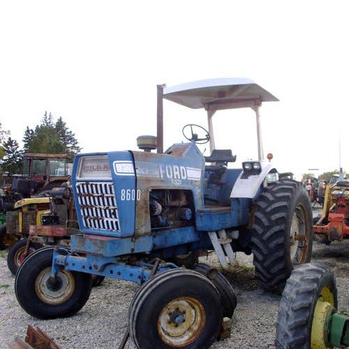 Used Ford 8600 Tractor parts.
