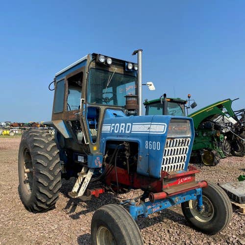 1976 Used Ford 8600 Tractor parts.