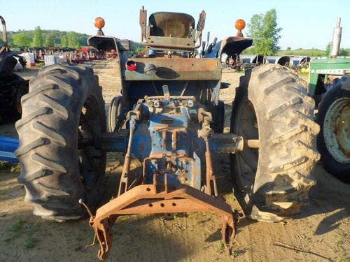 Used Ford 8700 Tractor parts.