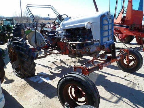 Used Ford 900 Tractor parts.