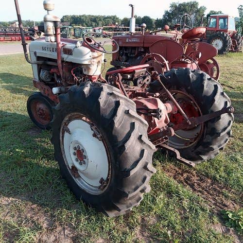 Used Ford 900 Tractor parts.