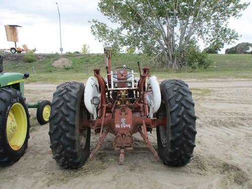 Used Ford 901 Tractor parts.