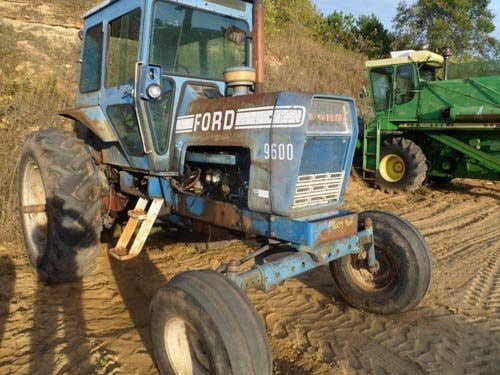 Used Ford 9600 Tractor parts.
