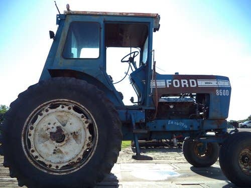 Used Ford 9600 Tractor parts.