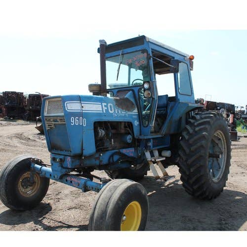 Used Ford 9600 Tractor parts.