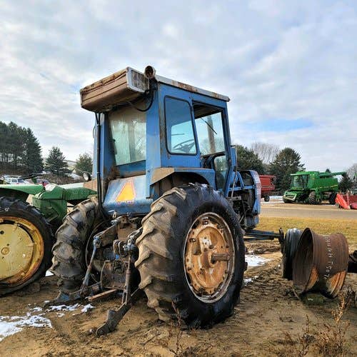 Used Ford 9600 Tractor parts.