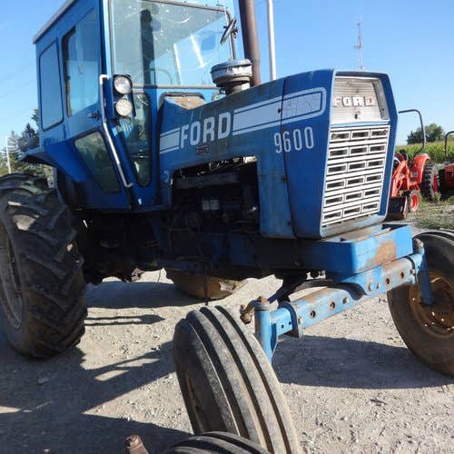 Used Ford 9600 Tractor parts.
