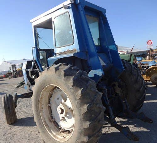 Used Ford 9600 Tractor parts.