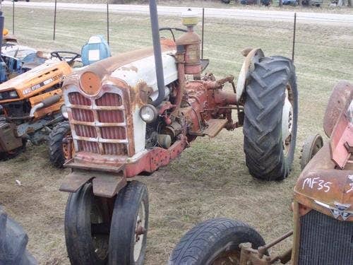Used Ford 961 Tractor parts.
