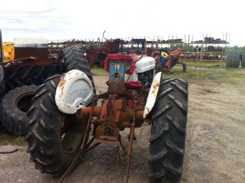 Used Ford 961 Tractor parts.