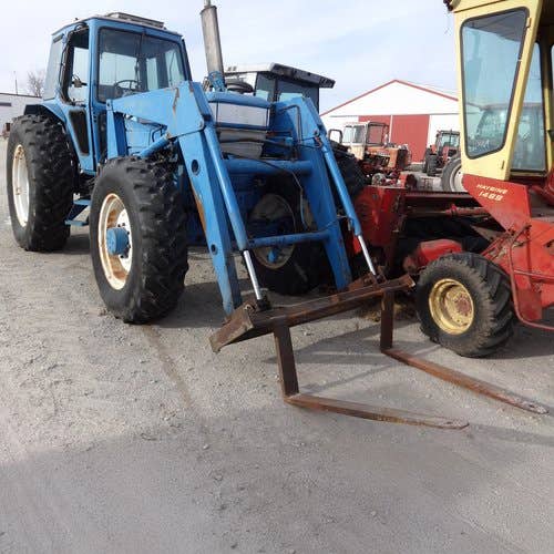 Used Ford TW10 Tractor parts.