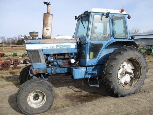Used Ford tw20 Tractor parts.