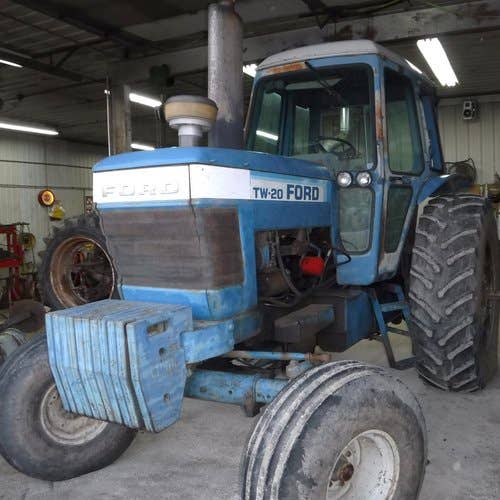 Used Ford tw20 Tractor parts.