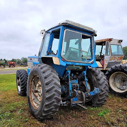 Used Ford TW25 Tractor parts.