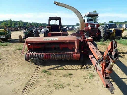 Used Gehl 1000 Harvester parts.