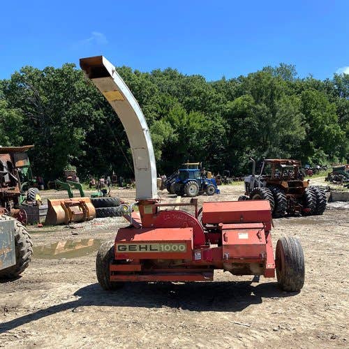 Used Gehl 1000 Harvester parts.