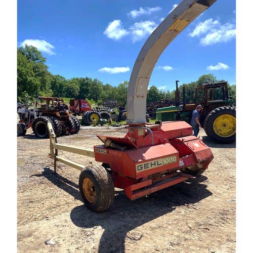 Used Gehl 1000 Harvester parts.