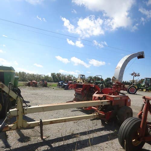 Used Gehl 1000 Harvester parts.