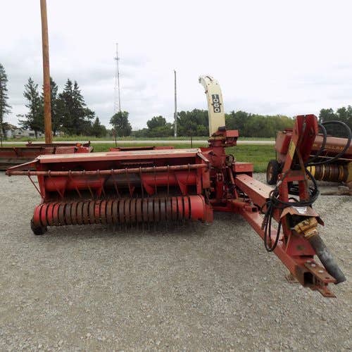 Used Gehl 1060 Harvester parts.