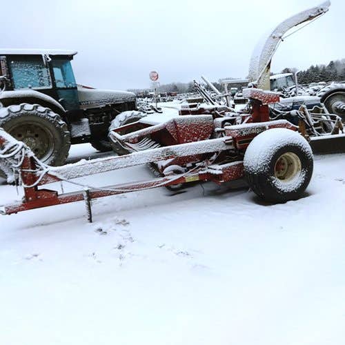 Used Gehl 1060 Harvester parts.