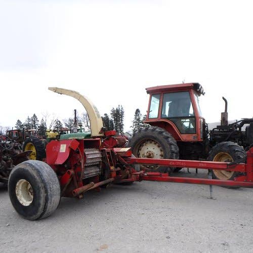 Used Gehl 1060 Harvester Parts Used Gehl 1060 Harvester Parts