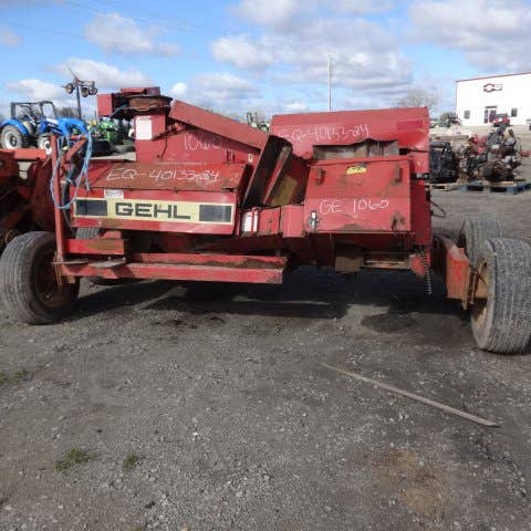Used Gehl 1060 Harvester parts.