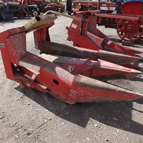 Used Gehl 1060 Harvester parts.