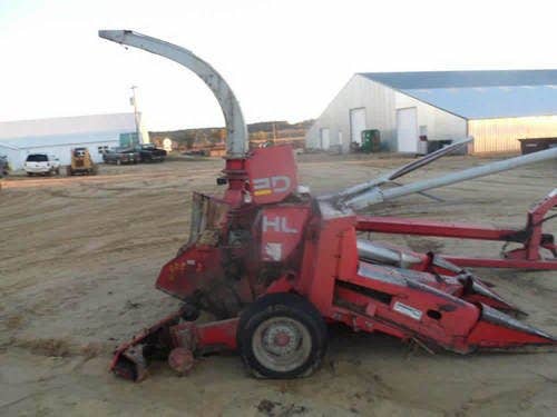 Used Gehl 1065 Harvester parts.
