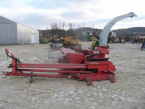 Used Gehl 1065 Harvester parts.
