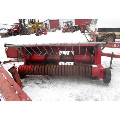 Used Gehl 1065 Harvester parts.