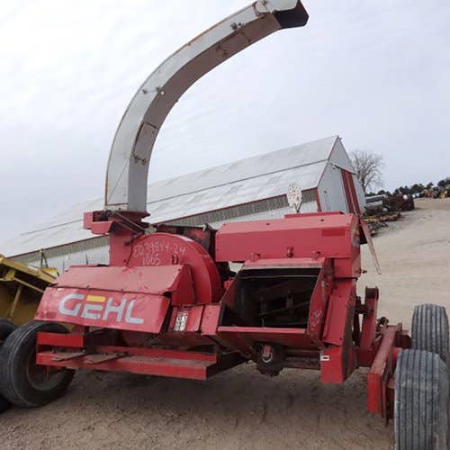 Used Gehl 1065 Harvester parts.