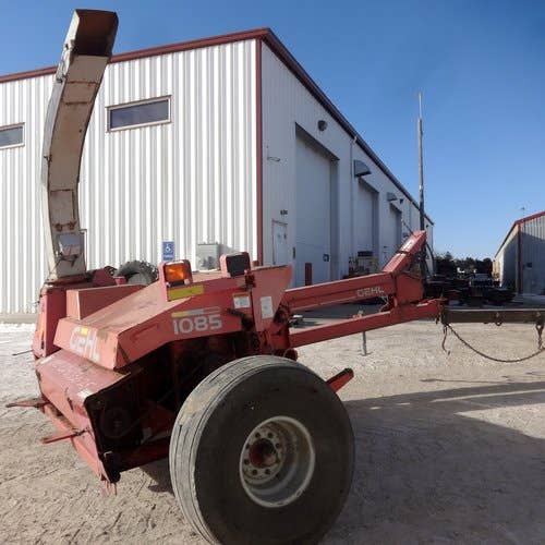 Used Gehl 1085 Harvester parts.