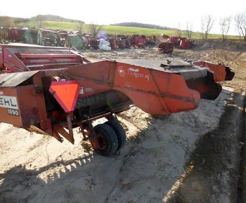 Used Gehl 1090 Hay Cutting parts.