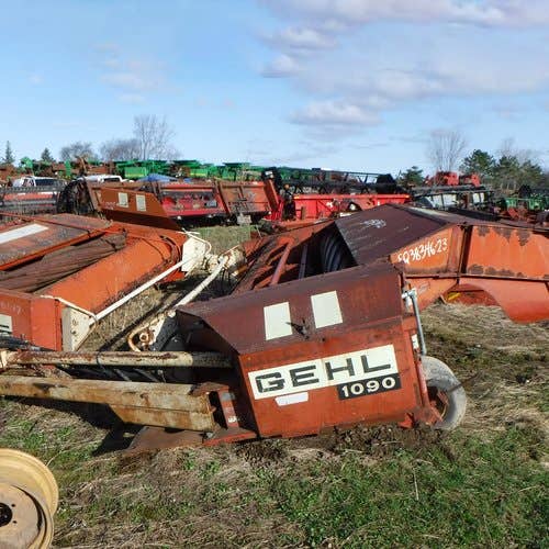 Used Gehl 1090 Hay Cutting parts.