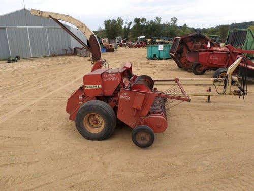 Used Gehl 1200 Harvester parts.