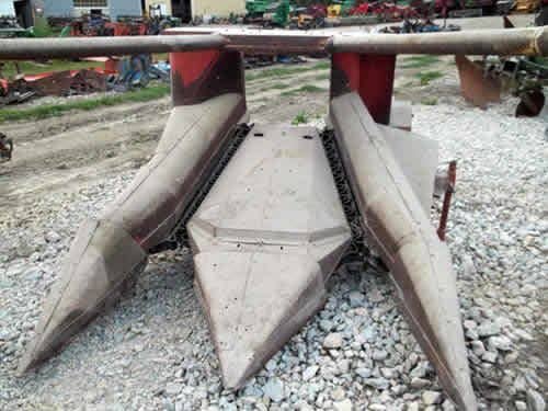Used Gehl 1250 Harvester parts.