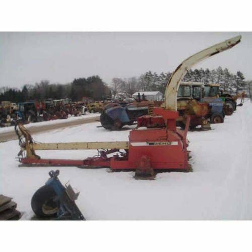 Used Gehl 1260 Harvester parts.