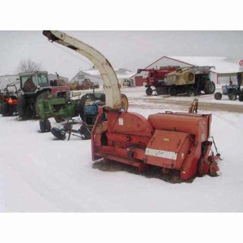 Used Gehl 1260 Harvester parts.